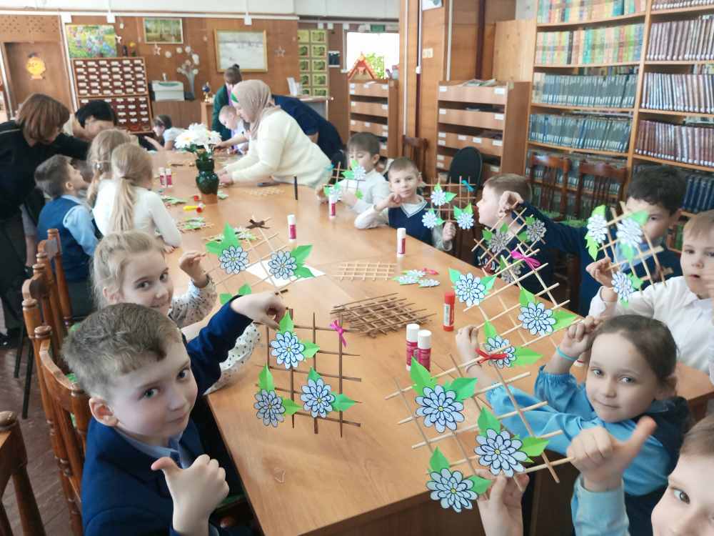 занятия в английской школе. образование в великобритании средняя школа. лучшие средние школы. старшая школа в великобритании. Comprehensive school.